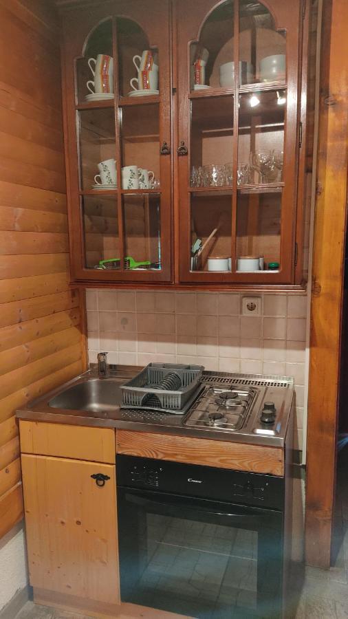 Vila Kuca Za Odmor "Med Strmci" Zlobin Exteriér fotografie