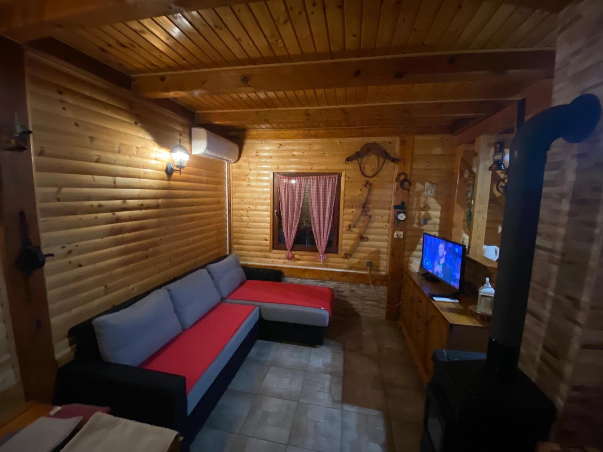 Vila Kuca Za Odmor "Med Strmci" Zlobin Exteriér fotografie
